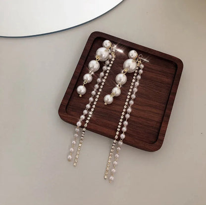 Pearl Drops Earring