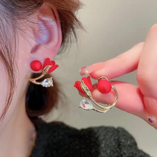 Rose Kiss Earring